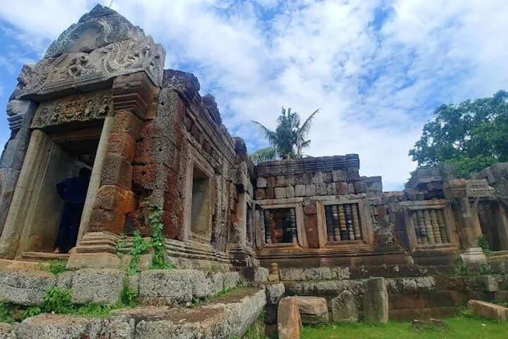 Phnom-Tamao-Wildlife-Sanctuary-and-Chisor-Countryside-Day-Tour photo 4