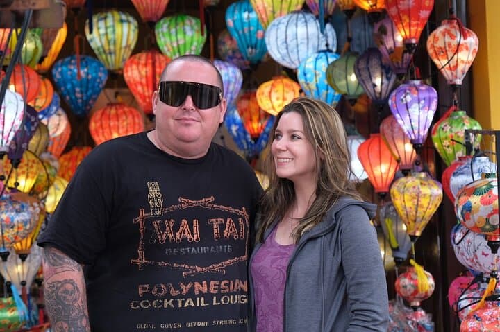 Hoi An Evening Lantern Walk & Sampan Boat Ride — Night Market Experience photo 4