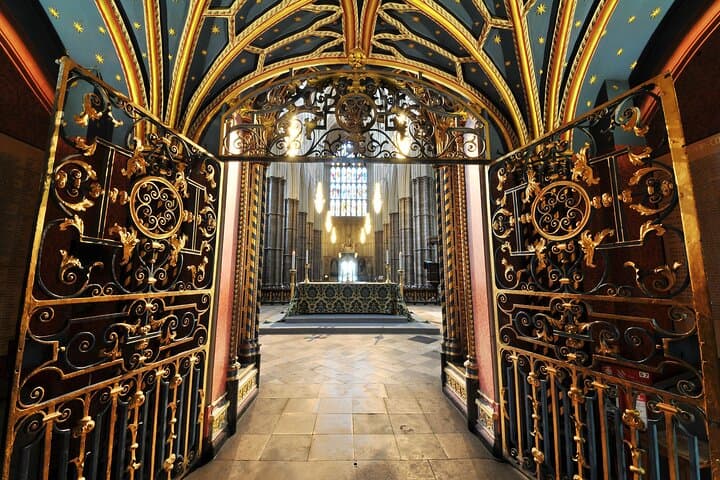 Inside Westminster Abbey: Audio-Guided Entry to Britain’s Coronation Church photo 5