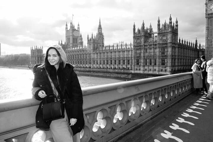 Private London Photoshoot: Capture Iconic London Landmarks with a Pro photo 2