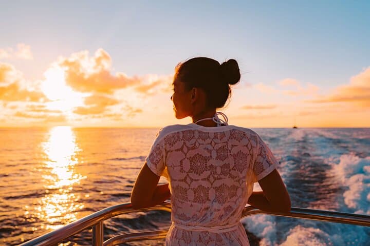 Sunset Gozzo Cruise Along the Amalfi Coast — Small-Group Boat Tour with Drinks photo 2