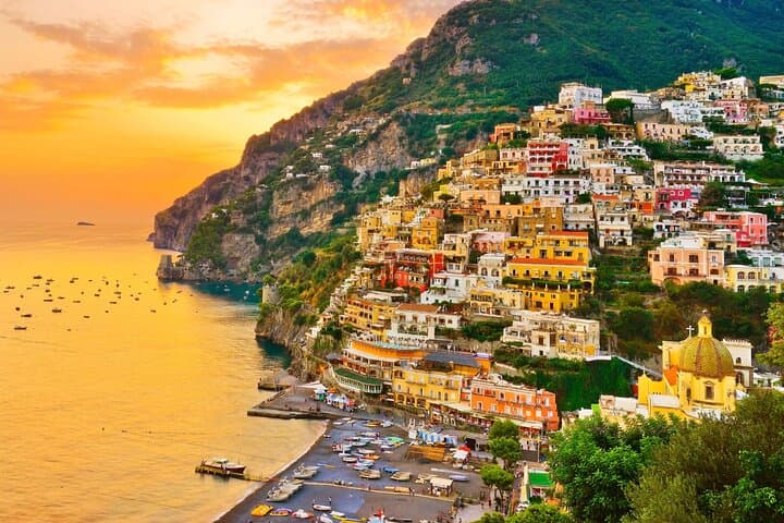 Sunset Gozzo Cruise Along the Amalfi Coast — Small-Group Boat Tour with Drinks photo 4