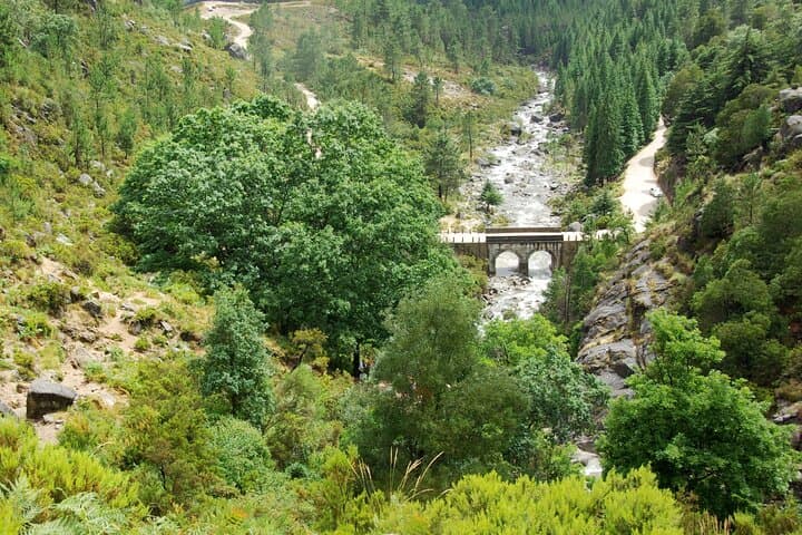 Full-Day Peneda-Gerês National Park Tour: Waterfalls, Granaries & Pedra Bela Viewpoint photo 5