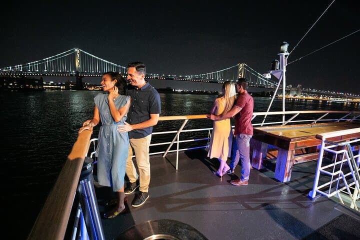 Philadelphia Dinner Cruise on the Delaware River: Skyline Views & Buffet Experience photo 3