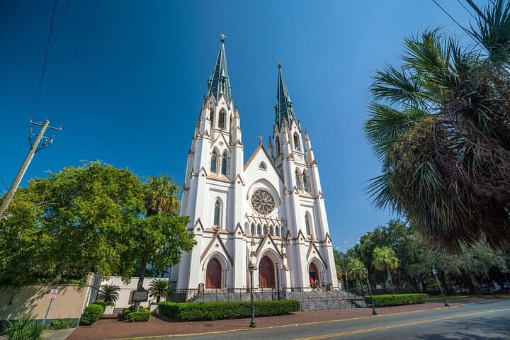 Historic Savannah Self-Guided Walking Audio Tour — Riverfront to Squares photo 4