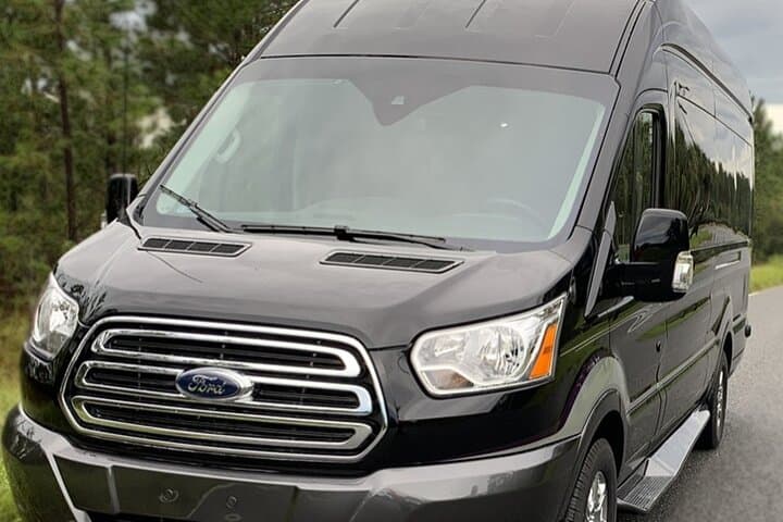 Private Sprinter Transfer JFK & LGA to Manhattan — One-Way Airport Ride photo 2