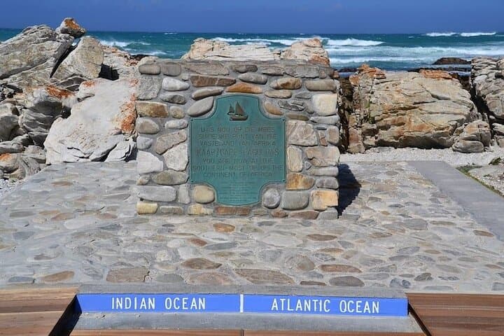 Where Two Oceans Meet: Full-Day Cape Agulhas Private Tour