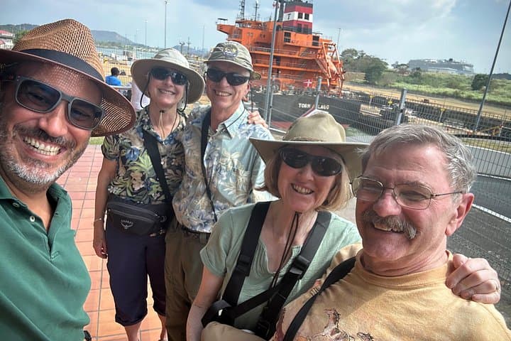 Private VIP Panama City Tour: Canal Locks, Biomuseo & Local Culture photo 1