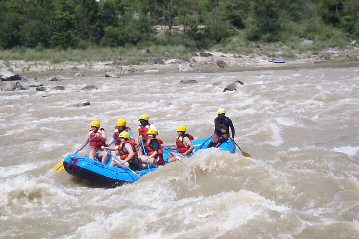 Trishuli River Rafting Day Trip from Kathmandu — 15 km Whitewater Adventure photo 4