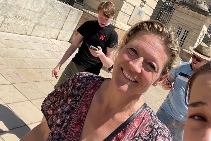 Self-Guided e-Scavenger Hunt in Dijon — Interactive Walking Game for Families and Groups photo 4