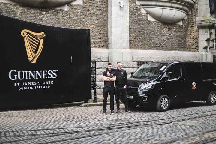 Guinness Storehouse & Perfect Pint Pub Tour: Dublin's Iconic Pour and Pub Crawl