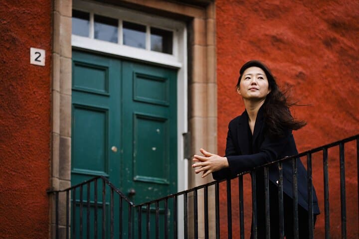 Edinburgh Private Photoshoot: Capture the City’s Best Backdrops with a Pro photo 6