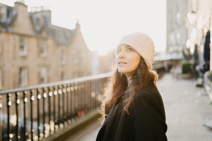 Edinburgh Private Photoshoot: Capture the City’s Best Backdrops with a Pro photo 2