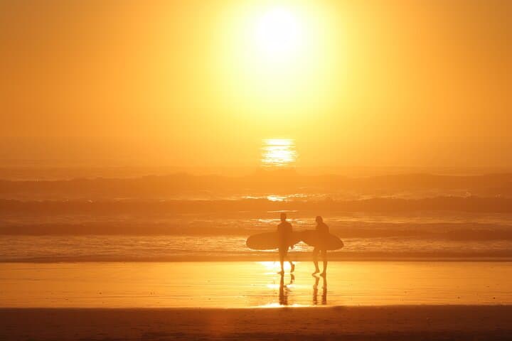 Private Surf Class in Almada: 2-Hour Beginner and Intermediate Lessons near Lisbon