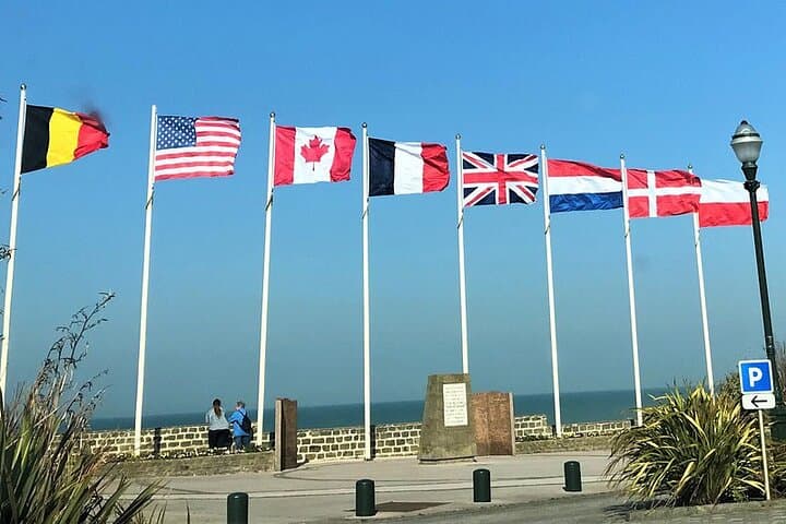 2-Day Private Normandy D-Day Tour — All Five Landing Beaches photo 3