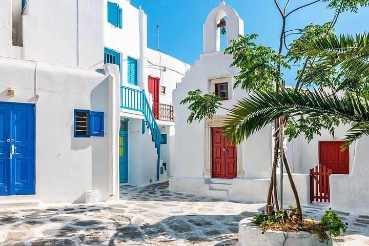 7-Day Private Mykonos Paros Santorini Island-Hopping from Athens photo 3