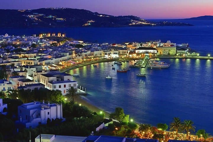 7-Day Private Mykonos Paros Santorini Island-Hopping from Athens photo 4