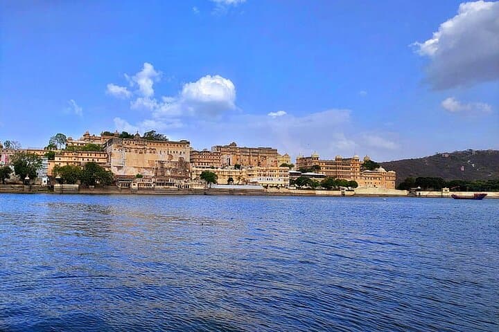 7-Day Rajasthan Road Trip: Udaipur, Jodhpur & Jaisalmer Cultural Circuit photo 1