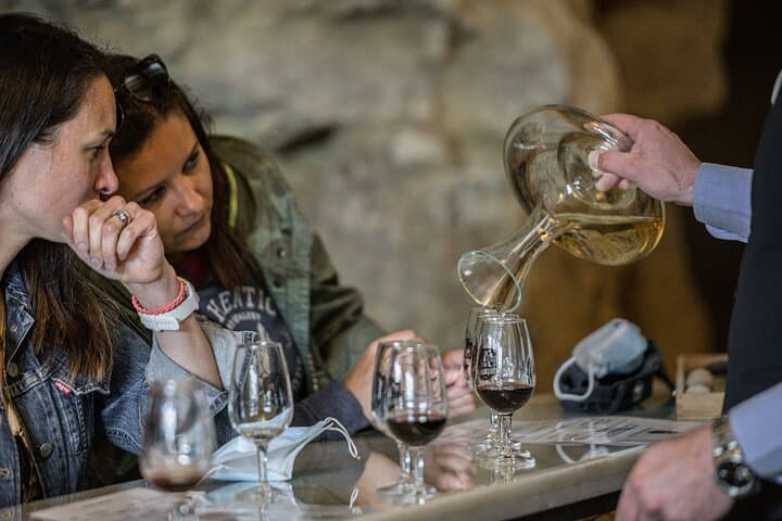 Loire Valley Day Tour: Chenonceau, Chambord & Vouvray Wine Tasting from Tours photo 5