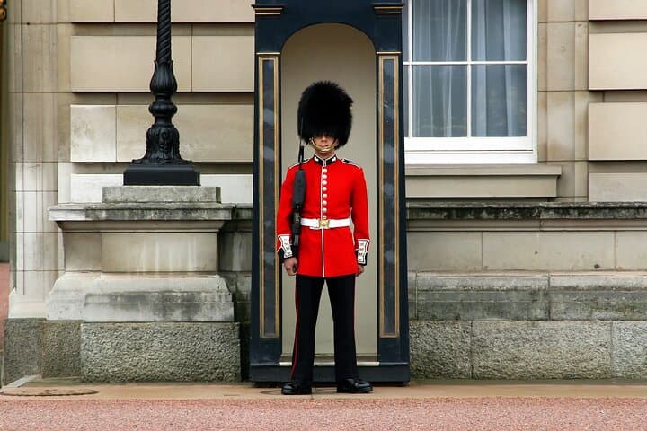 Changing of the Guard & Thames Ride: 2-Hour Royal Walk Through Westminster photo 5