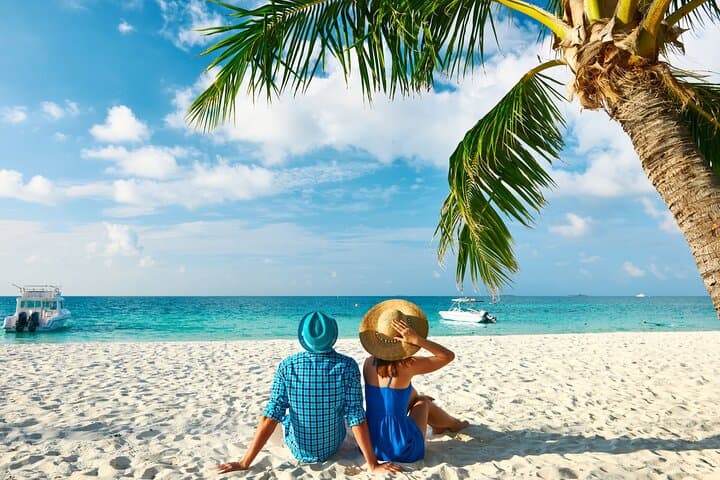 Full-Day BVI Charter Aboard MV Aquarius — St. Thomas to Jost Van Dyke & Beyond photo 5