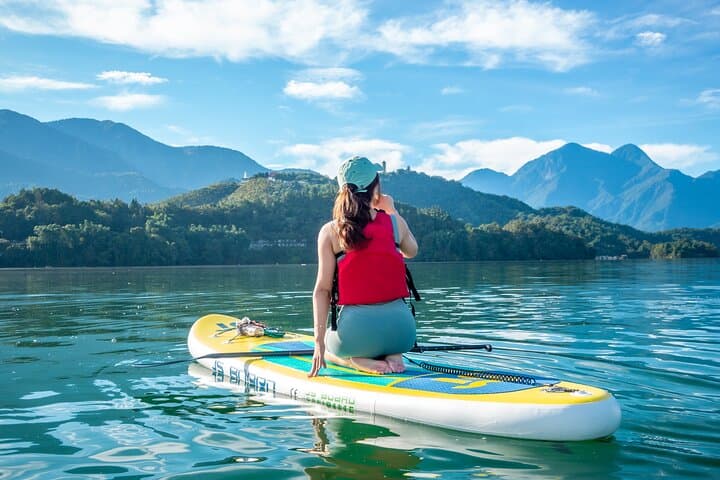 Private Stand-Up Paddleboarding on Sun Moon Lake: Glide, Learn, and Capture the View photo 3