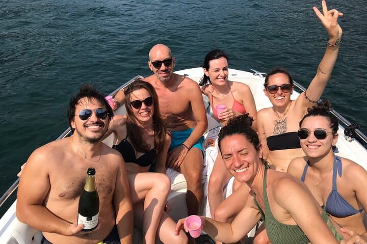 Private 4-Hour Lake Como Boat Tour to Bellagio, Varenna & Isola Comacina photo 6