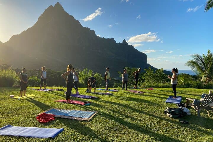 Private Yoga in Mo'orea - 75-Minute Personalized Lagoonside Session