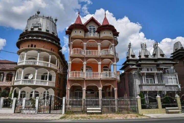 Ferentari & Rahova: Private Social-Insight Tour of Bucharest's Margins photo 4