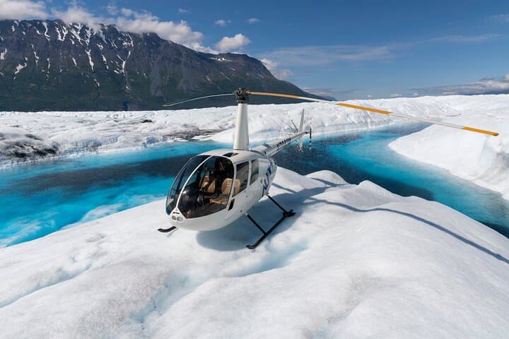 Knik Glacier Helicopter Landing: 60-Minute Anchorage Flightseeing