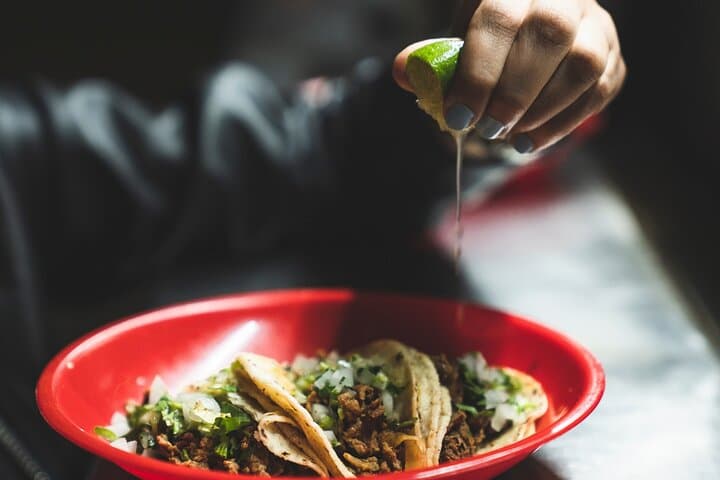 Polanco Taco Experience: 5-Taco Tasting & Mezcal Pairing in Mexico City photo 3