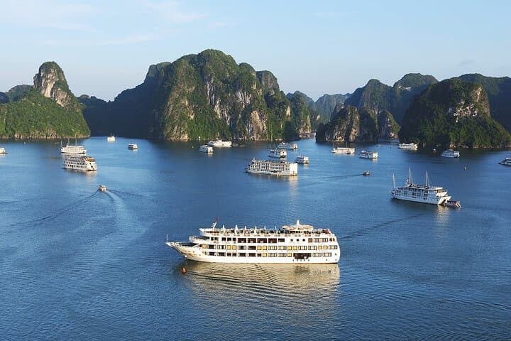3-Day Halong Bay Cruise & Kayaking: Titop, Sung Sot & Luon Cave Explorer photo 4