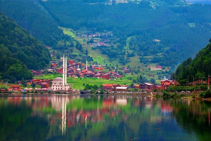 Daily Uzungol Excursion — Explore the Black Sea Lake, Tea Fields & Paragliding photo 3