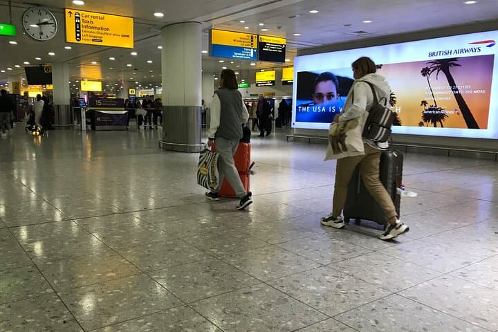 Heathrow to Southampton Private Transfer — Direct Land Rover Transfer & Flexible Stops photo 6