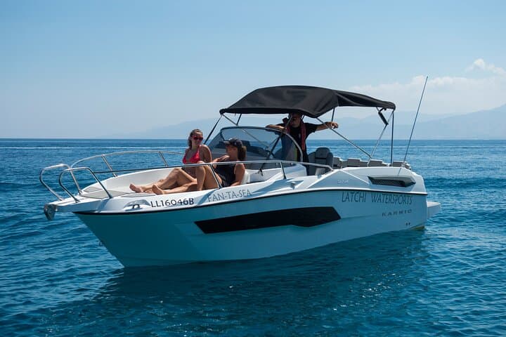 Akamas Blue Lagoon: 250HP Karnic SL702 Private Boat Hire from Latchi