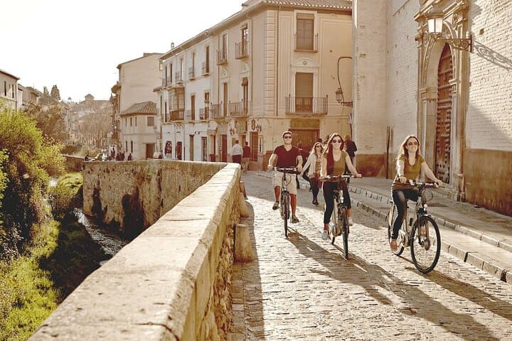 Granada E‑Bike Tour: Albayzín & Sacromonte Private Electric Bike Experience photo 2