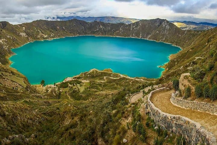 Quilotoa Crater Lake Day Trip from Quito — Hike the Turquoise Caldera & Indigenous Markets