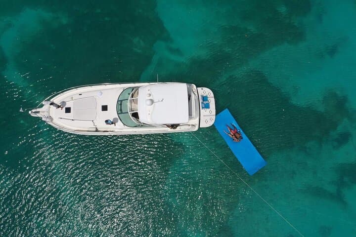 Private Yacht Charter to Icacos from Fajardo — 4-Hour Icacos Day Trip photo 1