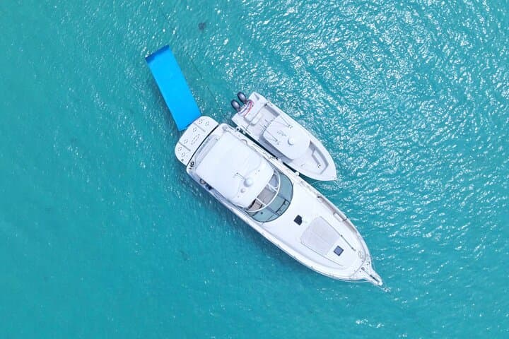 Private Yacht Charter to Icacos from Fajardo — 4-Hour Icacos Day Trip photo 3
