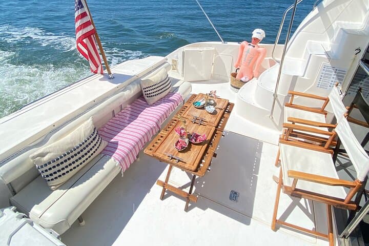 Private Yacht Charter Palm Beach: 4-Hour Sea Ray Cruise to Peanut Island photo 5
