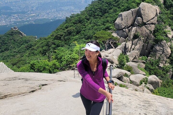 Hike Bukhansan Baegundae: Summit, Doseonsa Temple & Bukhansanseong Fortress (Lunch Included) photo 5