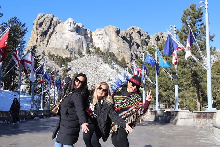 Private Black Hills Tour — Mount Rushmore, Custer State Park & Crazy Horse photo 2