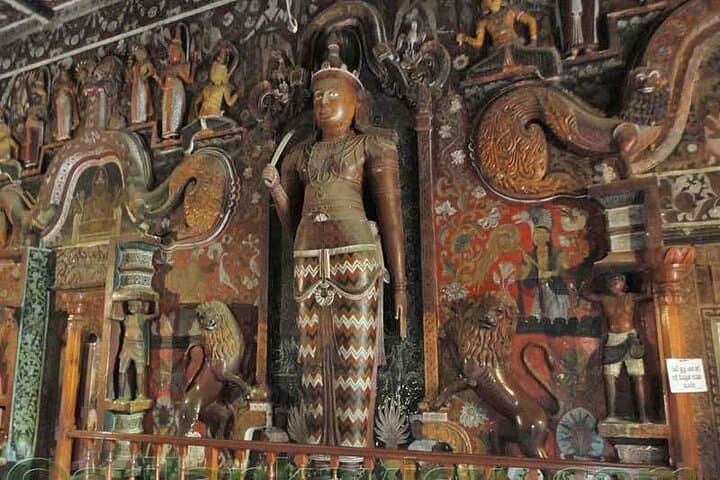 Colombo Shore Excursion: Kelaniya Temple & City Highlights from the Port photo 4