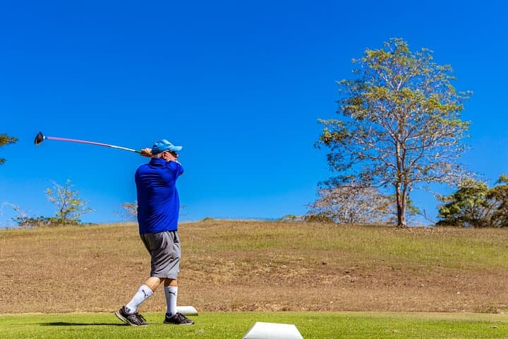 Private Golf Experience in Cartagena: All-Inclusive Day Amid Tropical Dry Forest