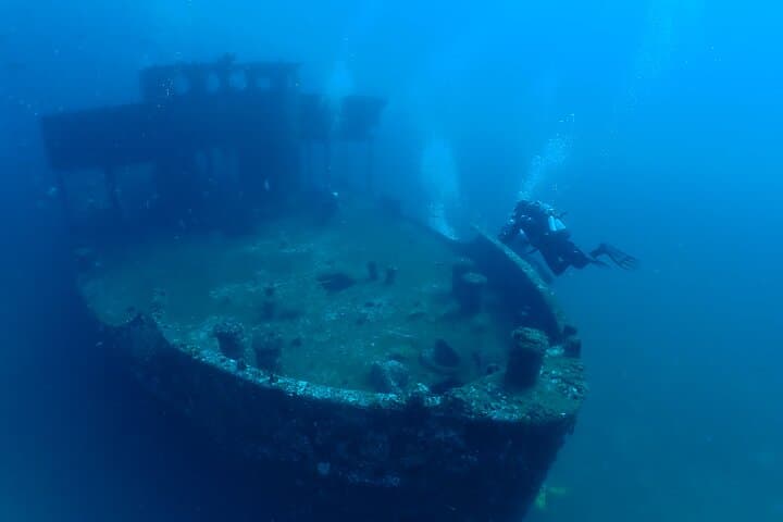 Panama City Beach Wreck & Bridge Span Dive Charter — Certified 50–75 ft Dives