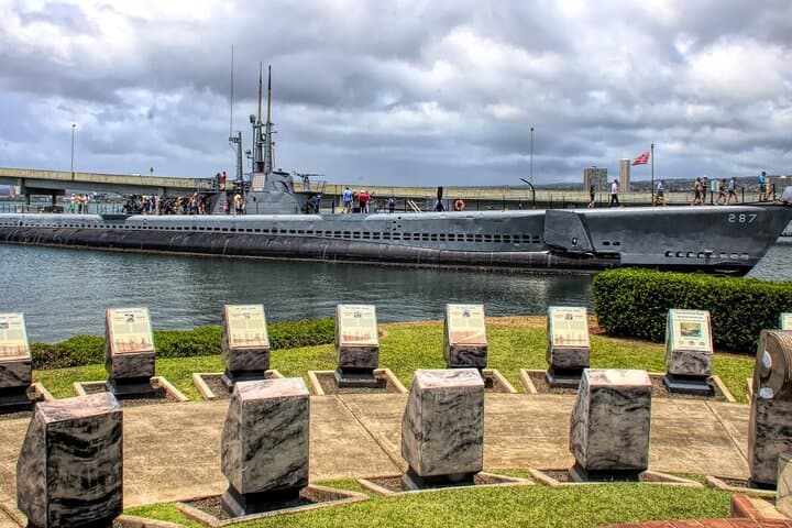 Pearl Harbor VIP Limousine Tour: USS Arizona & the Mighty Mo photo 4