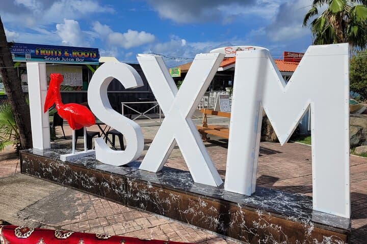 Plane-Spotting and Beach-Hopping: St. Martin/St. Maarten Magical Tour