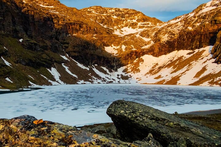 Trollsjön Guided Day Tour: Hike to Sweden’s Clearest Mountain Lake photo 5