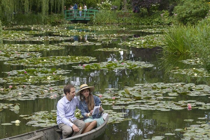 Private Giverny Day Trip from Paris — Monet’s House & Gardens with Hotel Pickup photo 3
