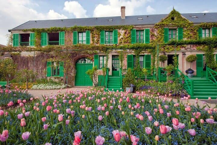 Private Giverny Day Trip from Paris — Monet’s House & Gardens with Hotel Pickup